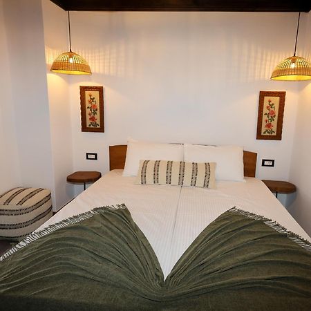 Ador Boutique Hotel Берат Экстерьер фото