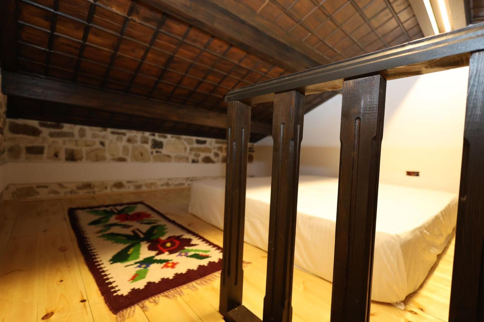 Ador Boutique Hotel Берат Экстерьер фото